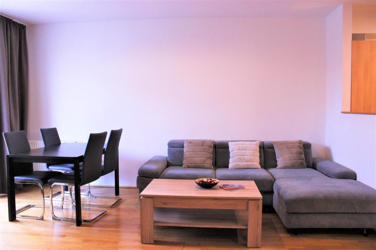 Made Apartment
