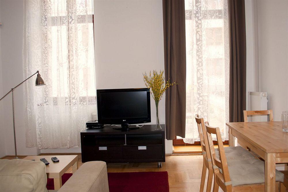 Made Apartment